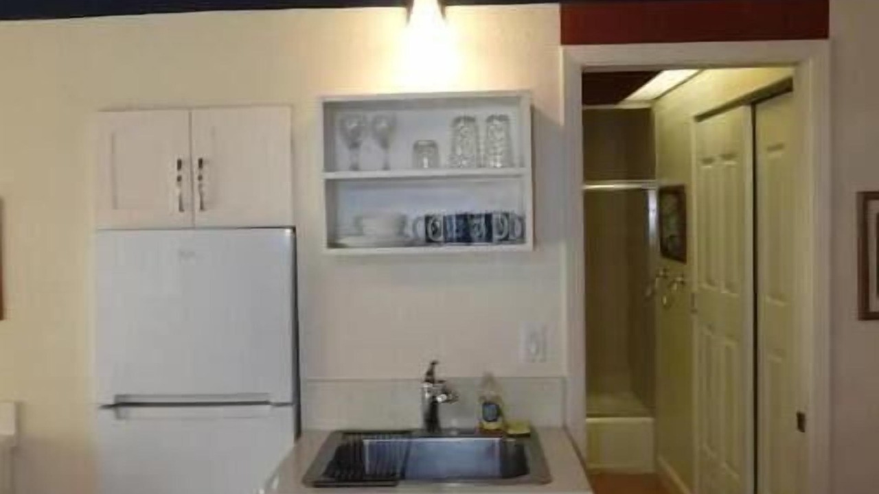 Photo of Kitchen in Queen Emmas Bluffs