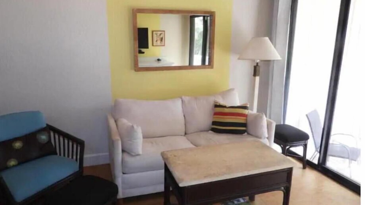 Photo of Livingroom in Queen Emmas Bluffs