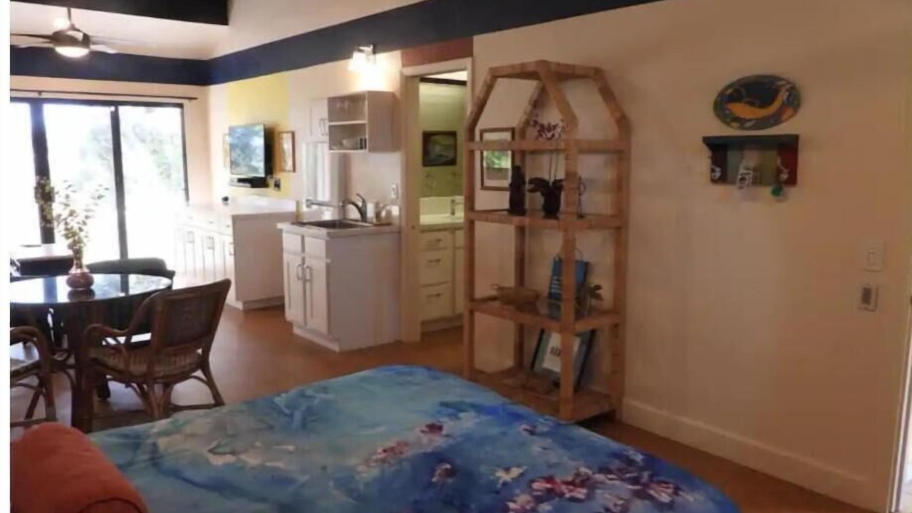 Photo of Bedroom in Queen Emmas Bluffs