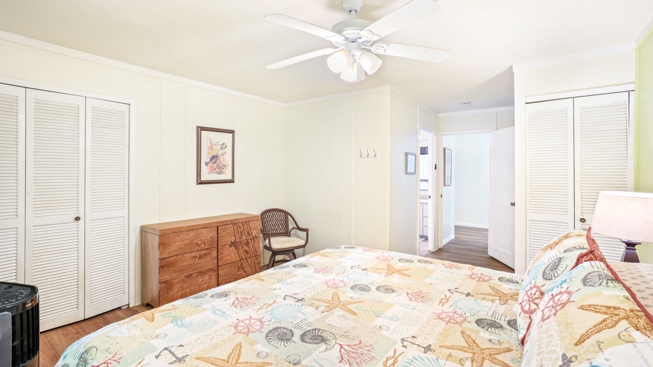Photo of Bedroom in Queen Emmas Bluffs