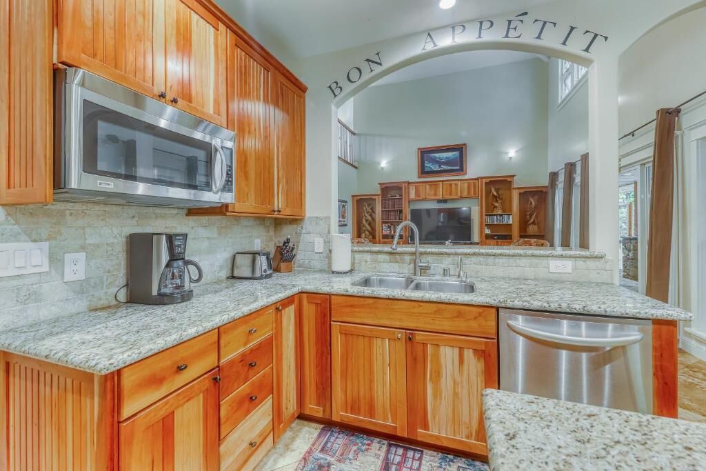 Photo of Kitchen in Princeville