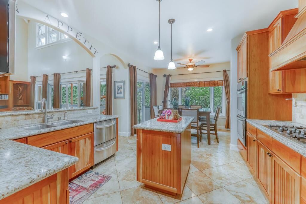 Photo of Kitchen in Princeville