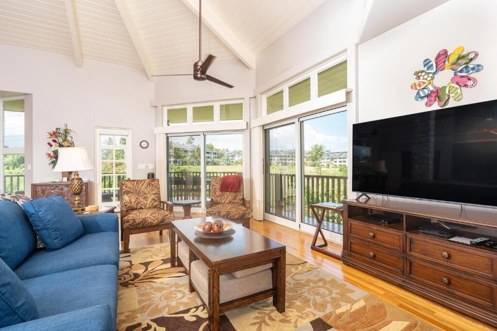 Photo of Livingroom in Princeville