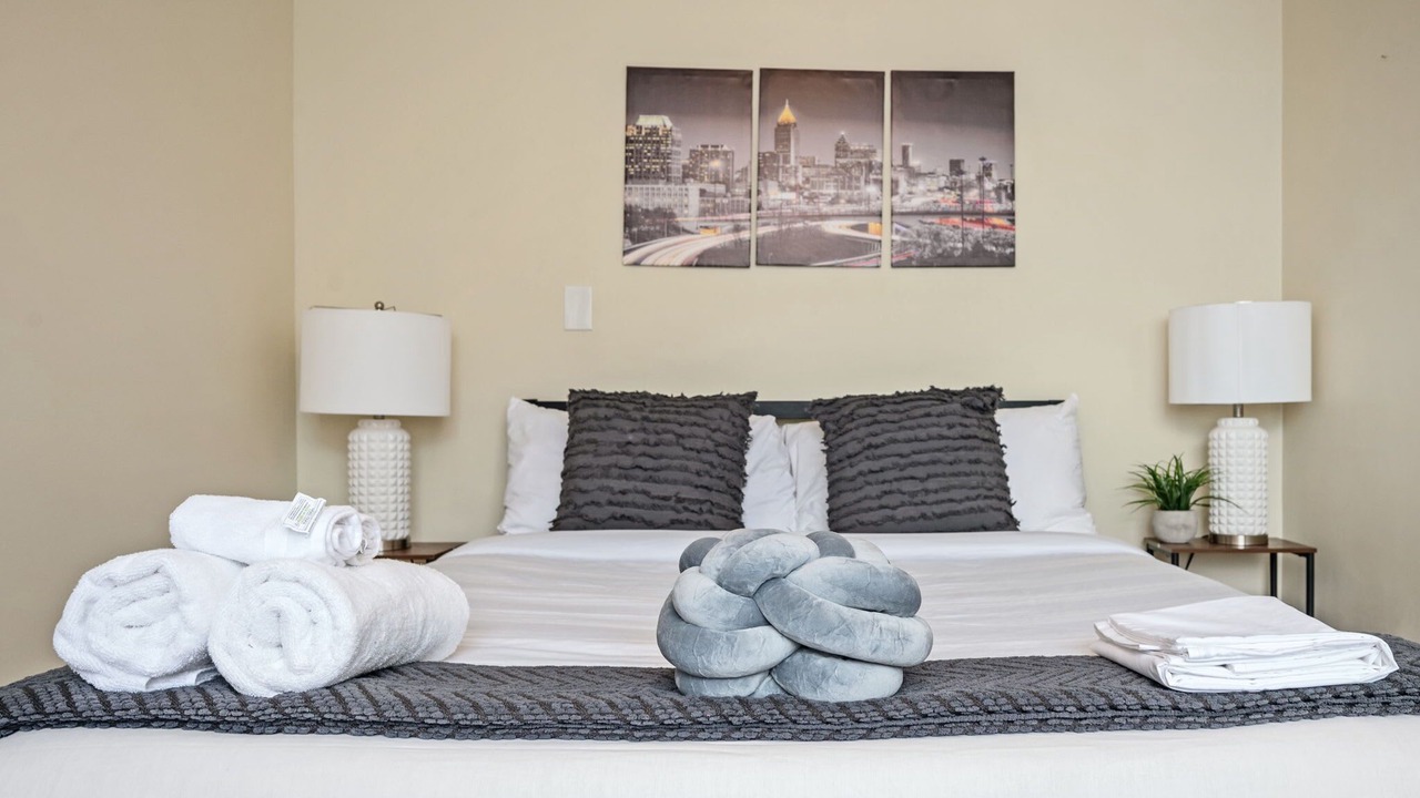 Photo of Bedroom in Downtown Atlanta