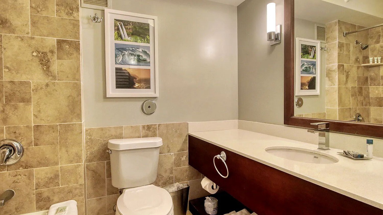 Photo of Bathroom in Hanamaulu