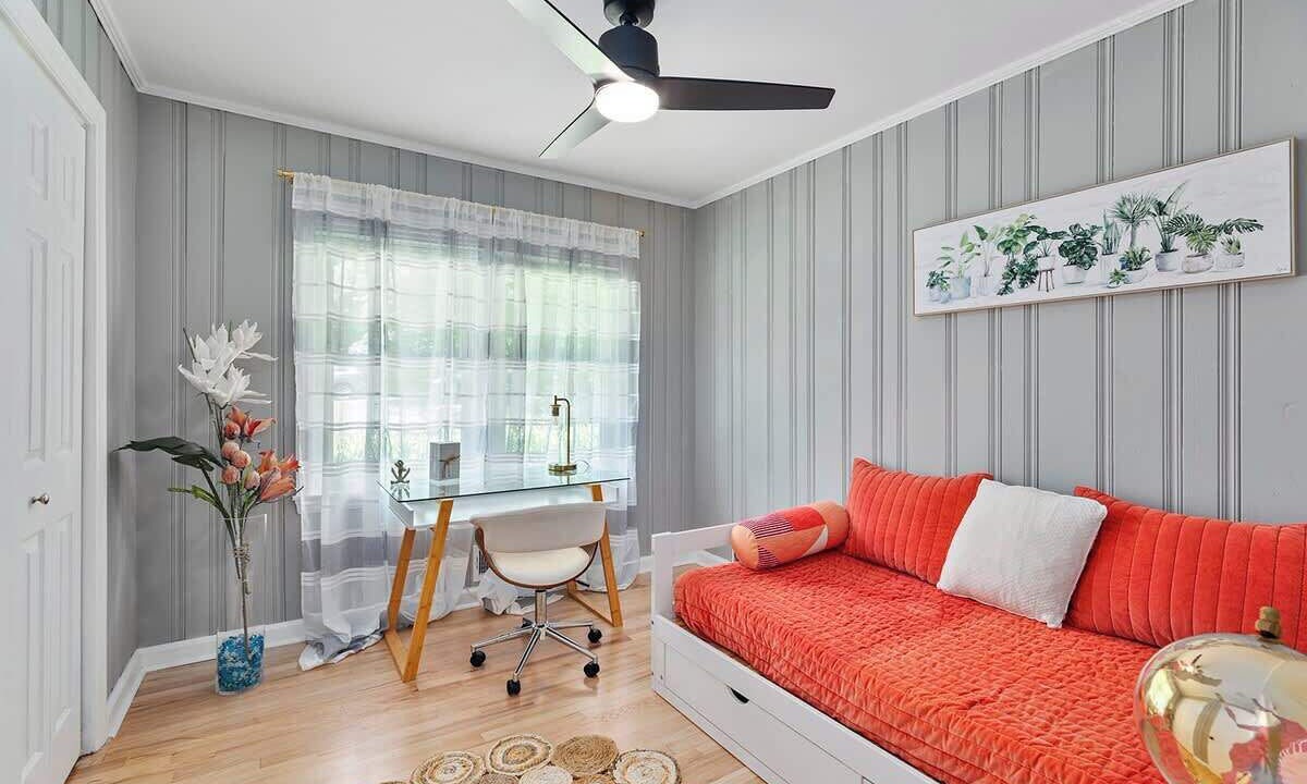 Photo of Livingroom in Chamblee