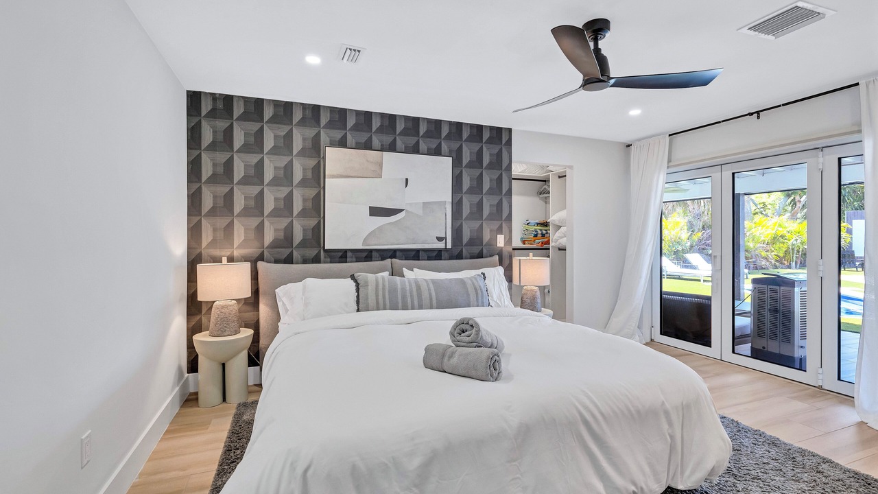 Photo of Bedroom in Deerfield Beach