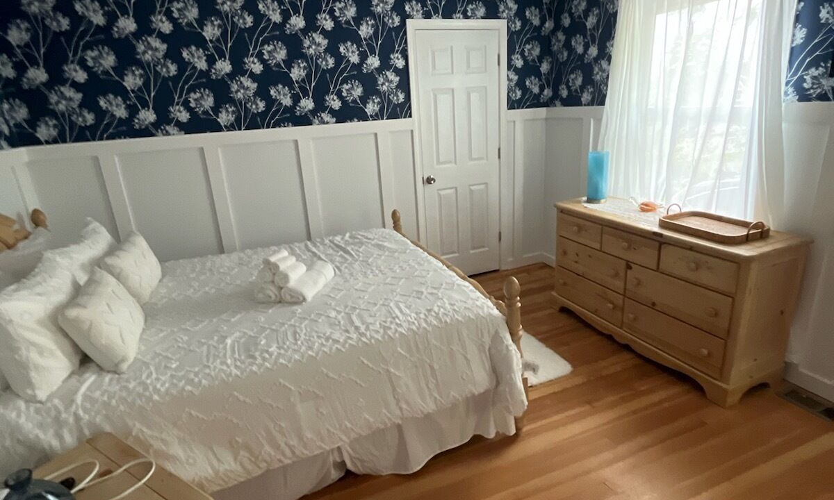 Photo of Bedroom in Saratoga Springs