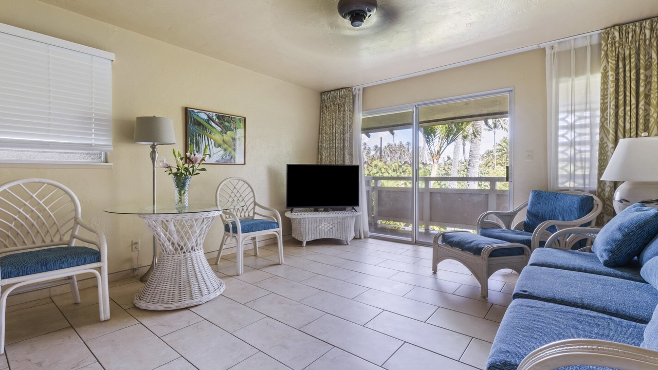 Photo of Livingroom in Wailua