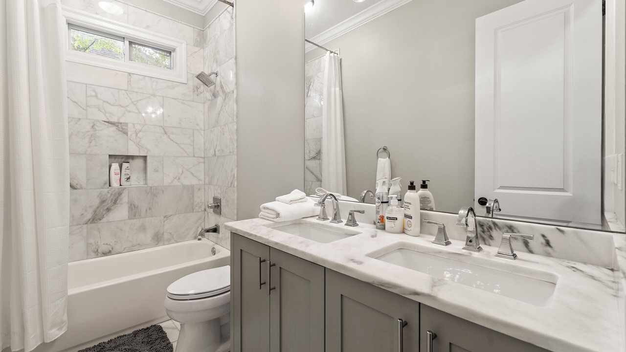 Photo of Bathroom in Adair Park