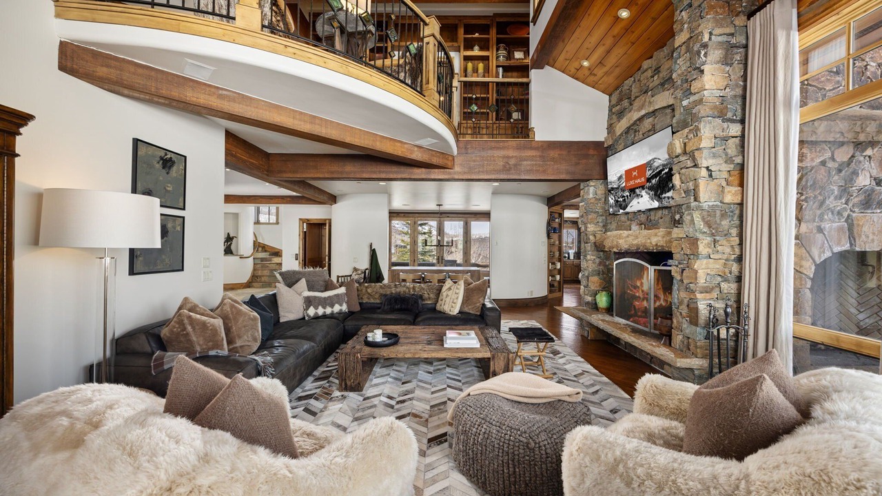 Photo of Patio Balcony in Empire Pass