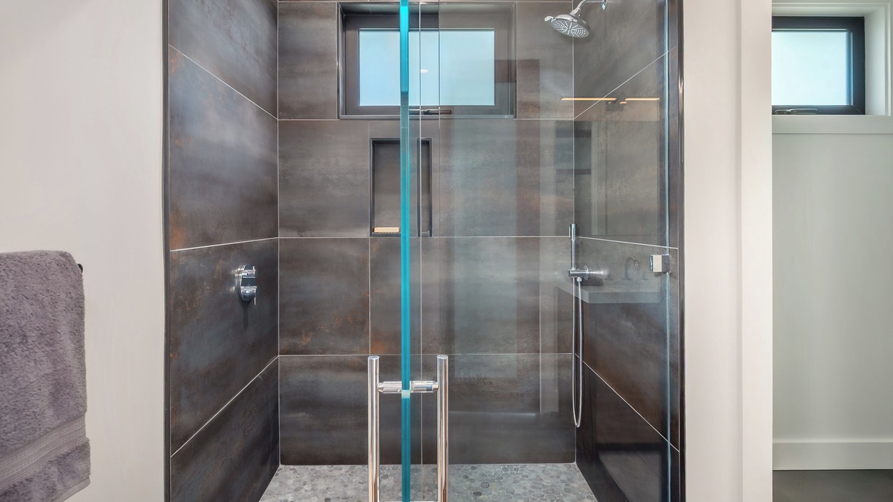 Photo of Bathroom in Princeville