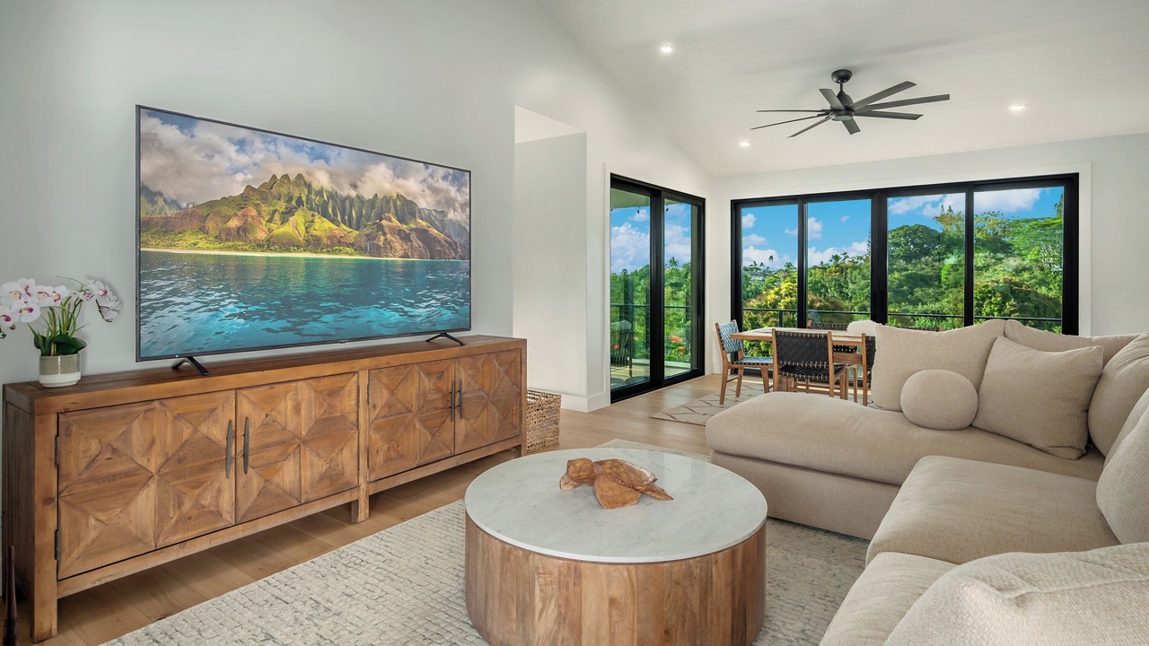 Photo of Livingroom in Princeville