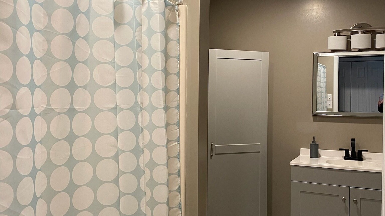 Photo of Bathroom in Bluff Point