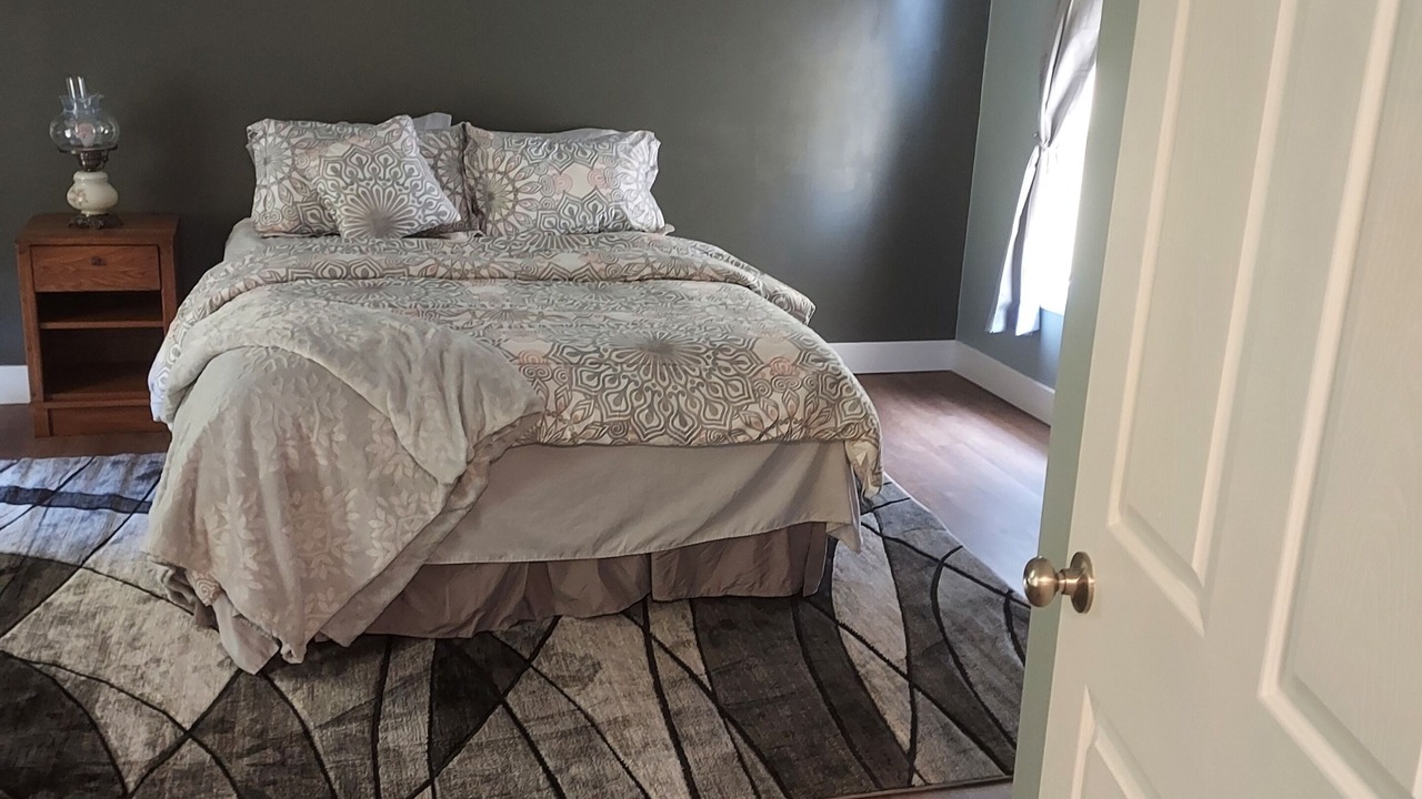 Photo of Bedroom in Bluff Point