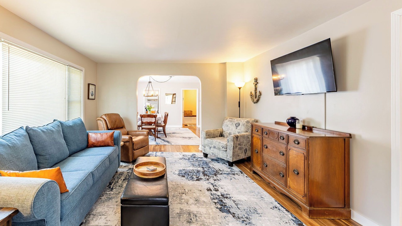 Photo of Livingroom in Lakeside