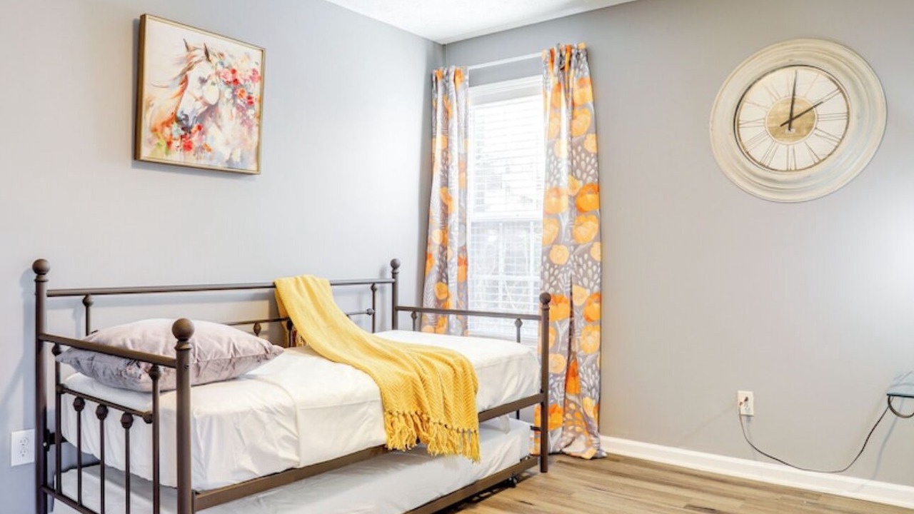 Photo of Bedroom in Lawrenceville