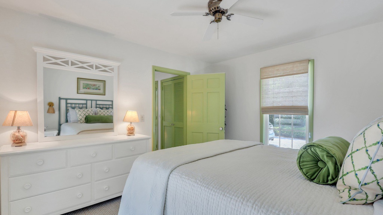 Photo of Others in Sea Island