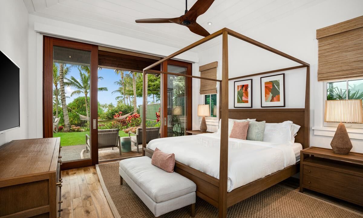Photo of Bedroom in Poipu