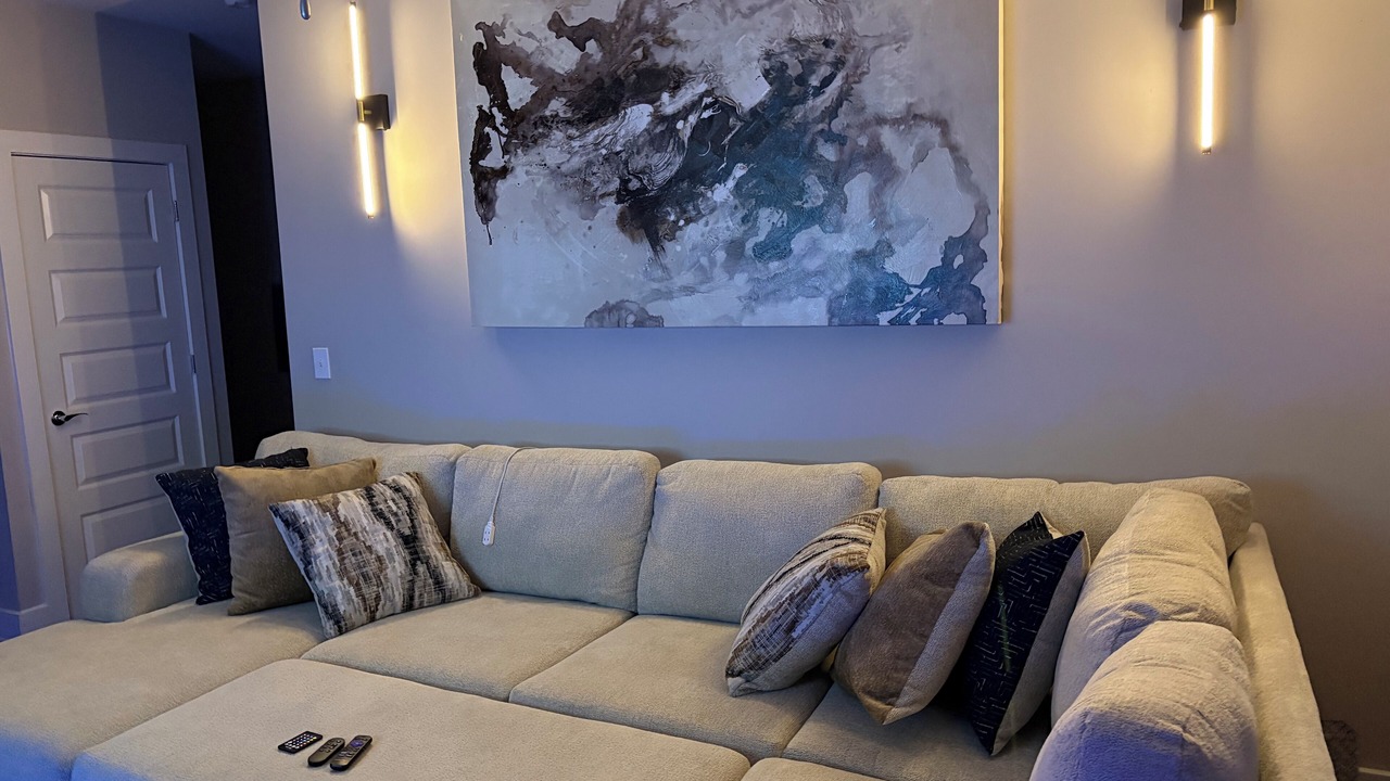 Photo of Livingroom in North Brookhaven