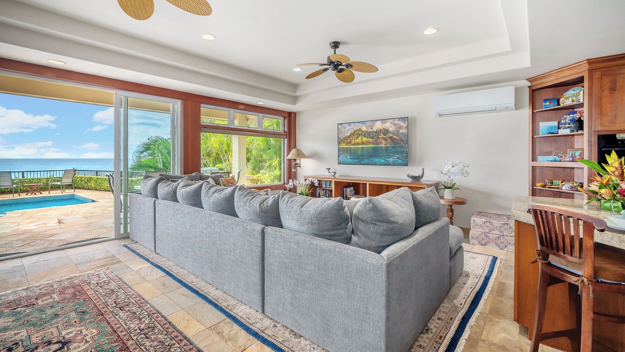 Photo of Livingroom in Poipu