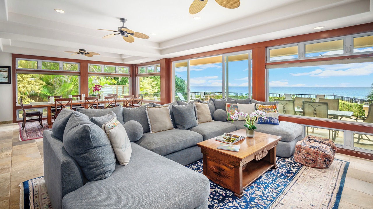 Photo of Livingroom in Poipu
