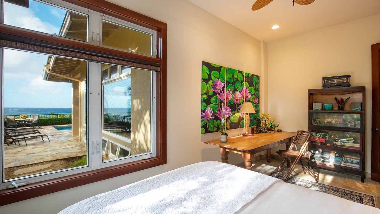Photo of Bedroom in Poipu