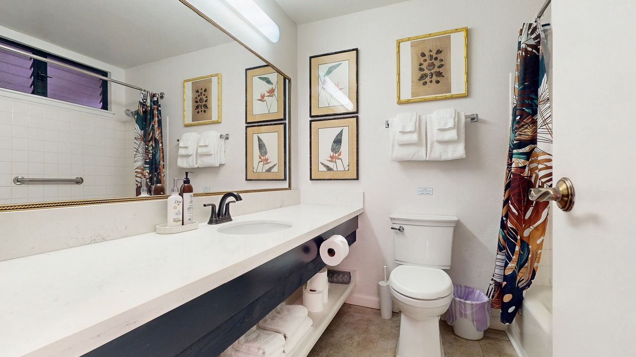 Photo of Bathroom in Nawiliwili