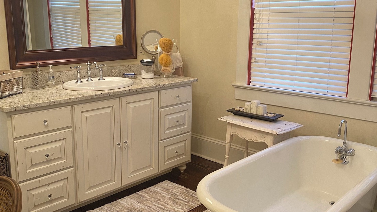 Photo of Bathroom in Charlotte Street