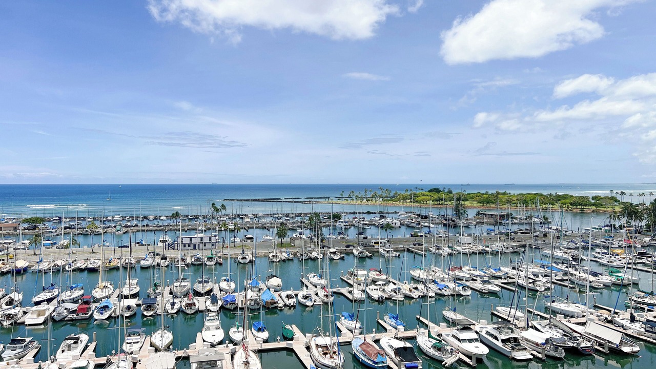 Photo of Others in Waikiki