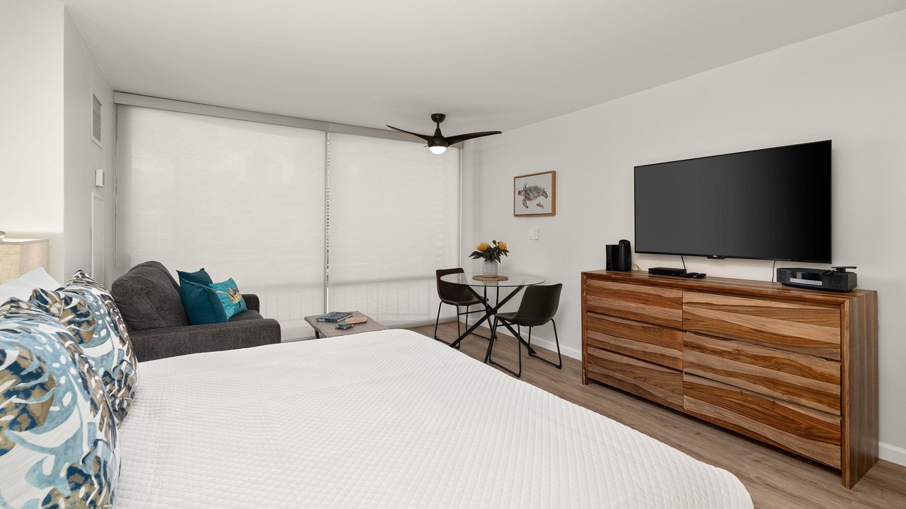 Photo of Bedroom in Waikiki