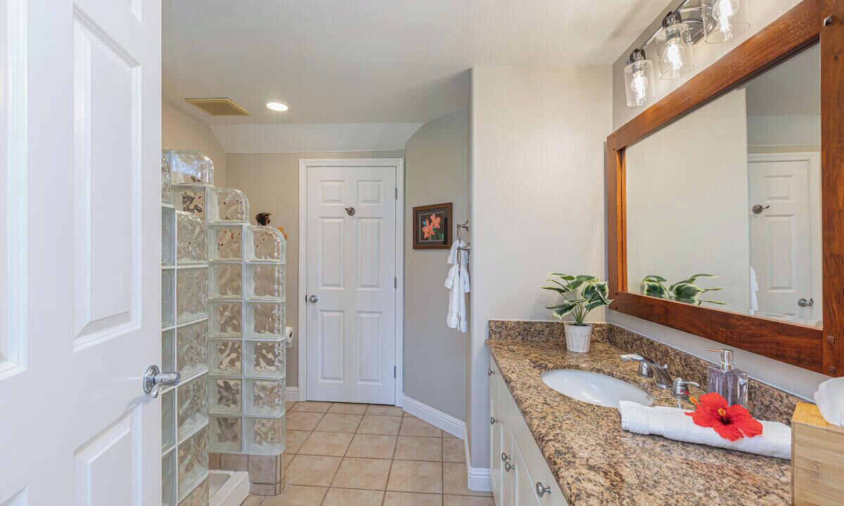 Photo of Bathroom in Princeville