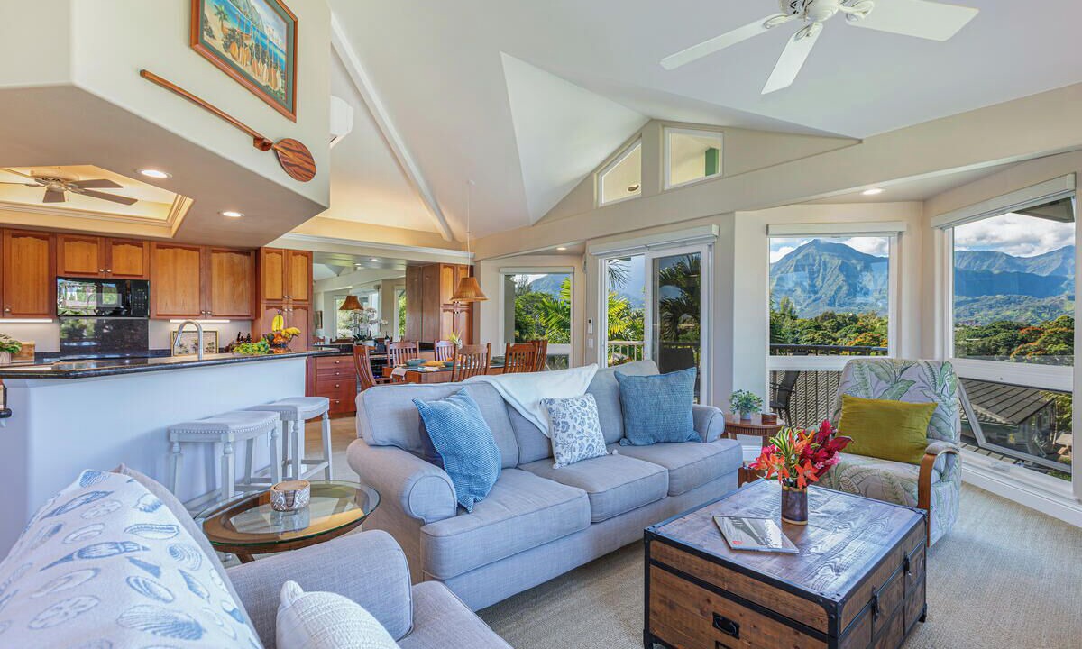 Photo of Livingroom in Princeville