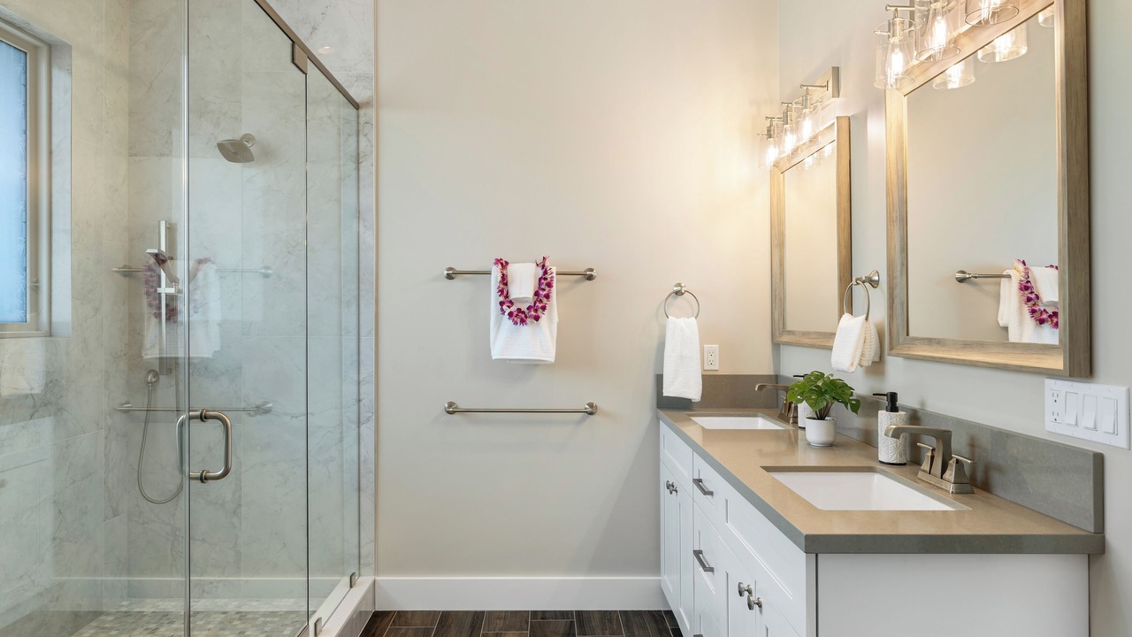 Photo of Bathroom in Poipu