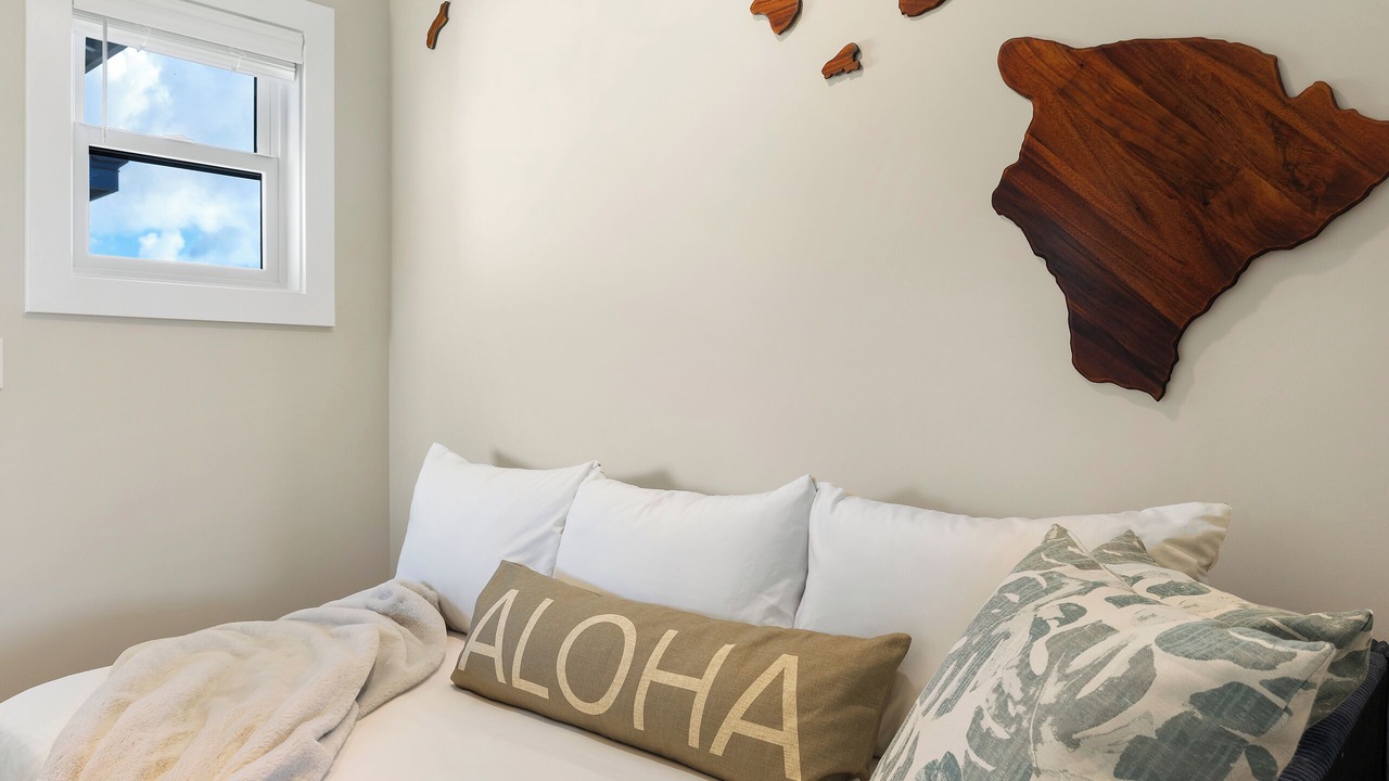 Photo of Bedroom in Poipu