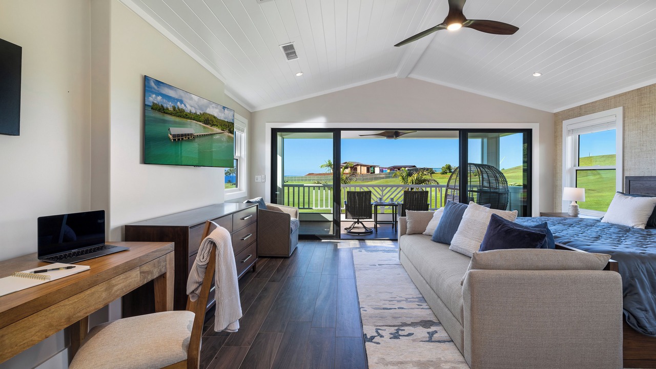 Photo of Bedroom in Poipu