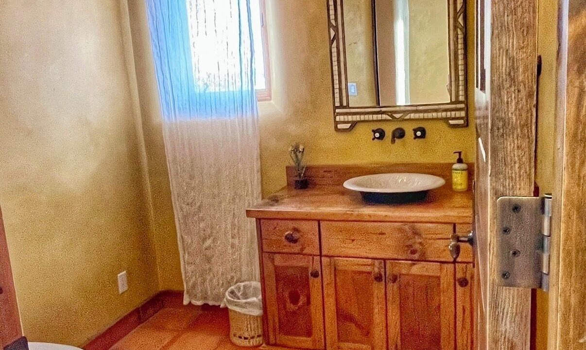 Photo of Bathroom in Chupadero