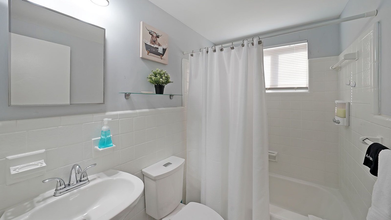 Photo of Bathroom in Acworth