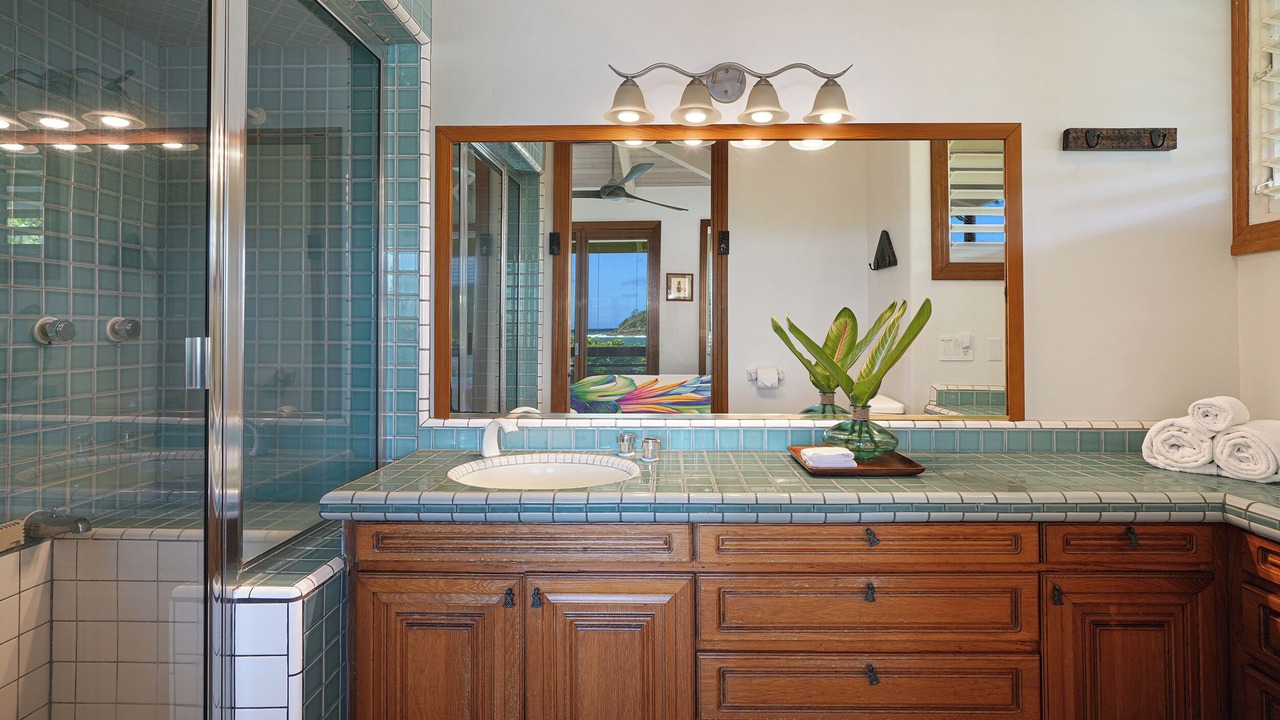 Photo of Bathroom in Kilauea