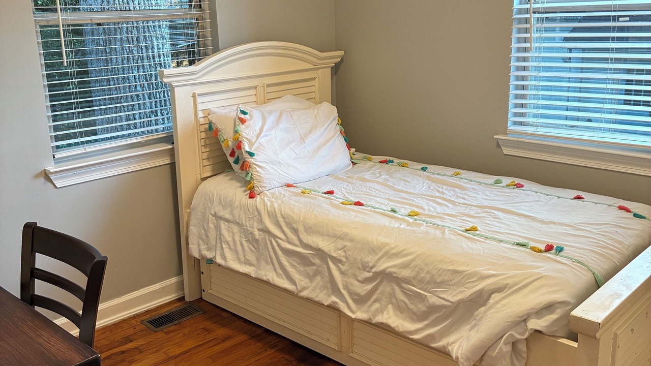 Photo of Bedroom in East Side