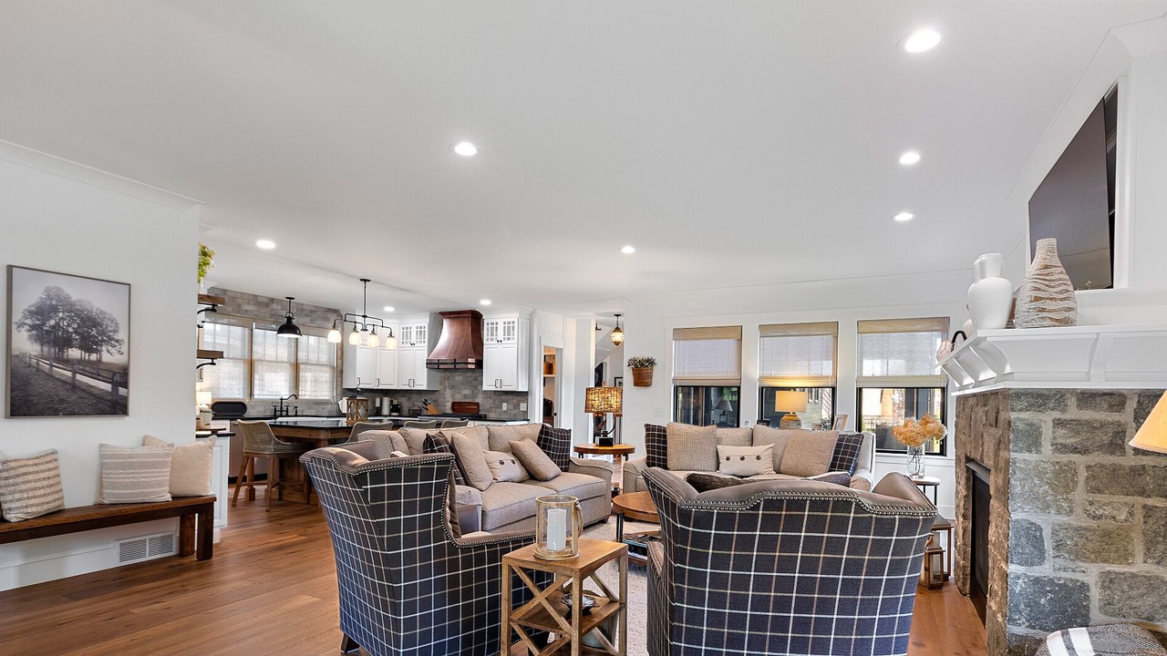 Photo of Livingroom in Saratoga Springs