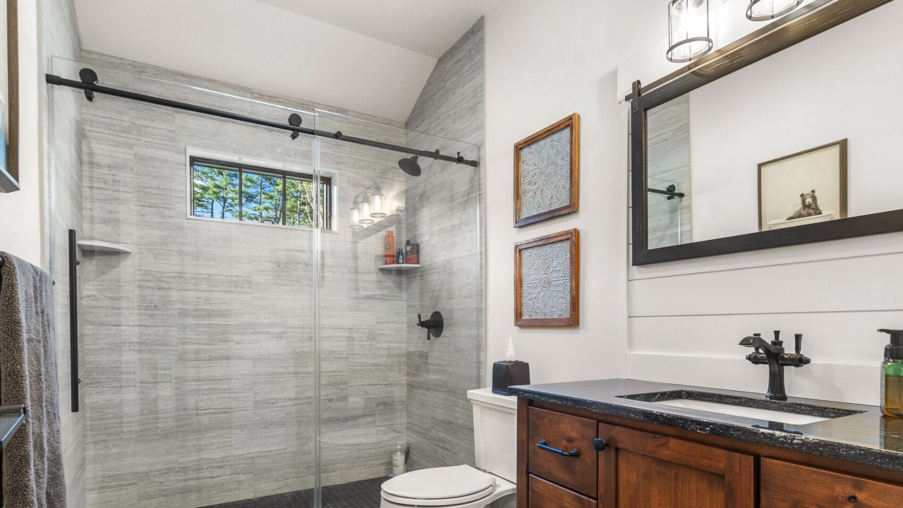Photo of Bathroom in Saratoga Springs