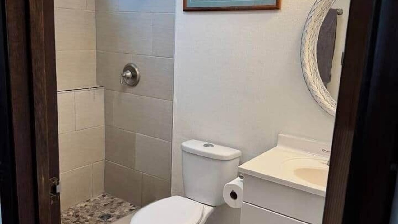 Photo of Bathroom in Lanikai