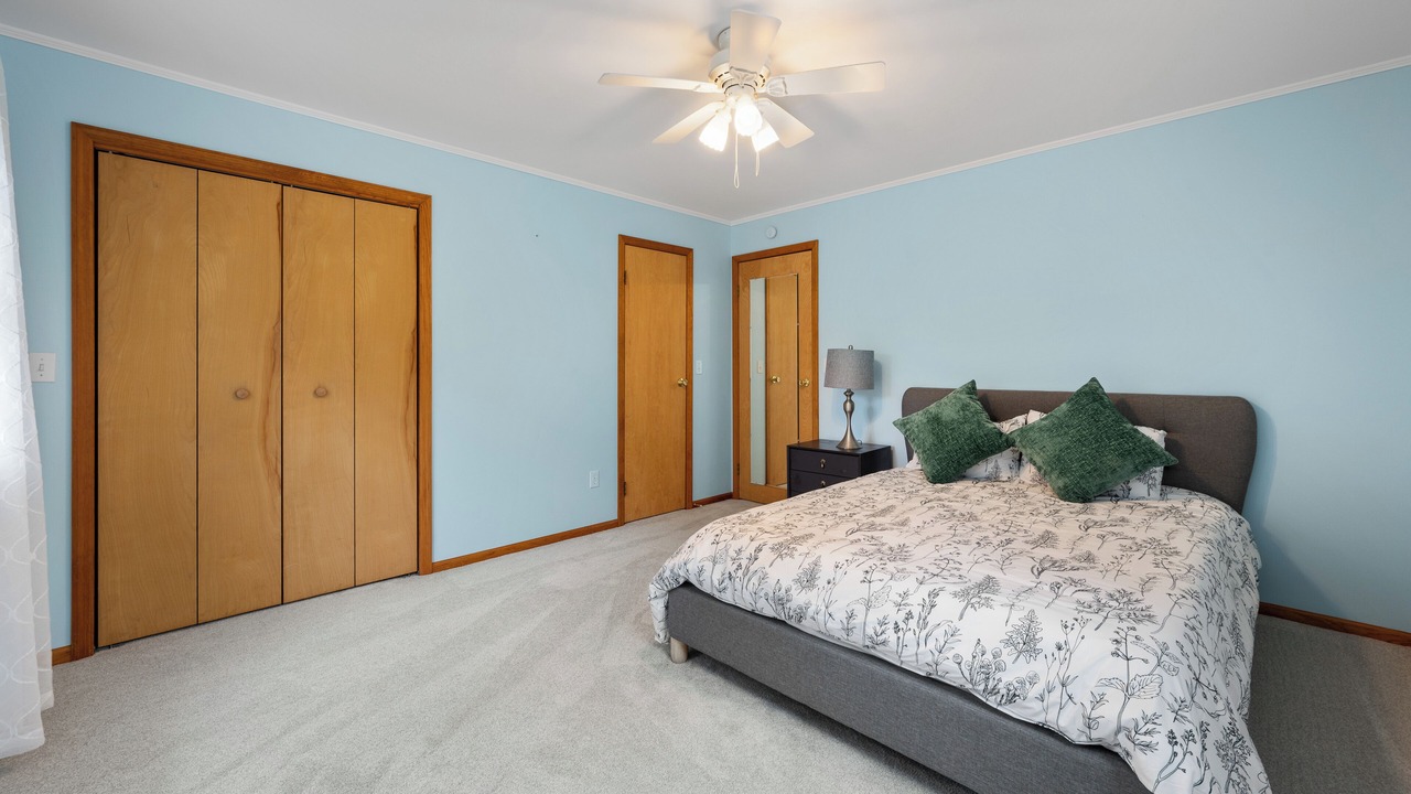 Photo of Bedroom in Warrensburg