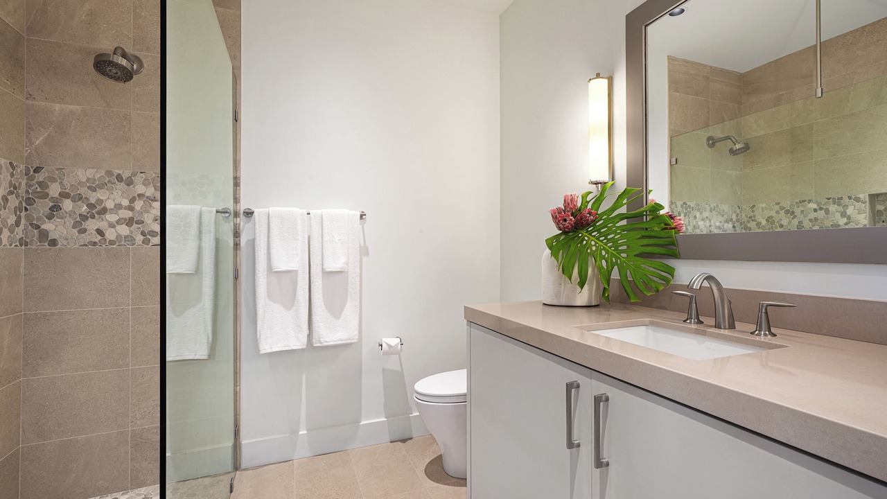 Photo of Bathroom in Poipu
