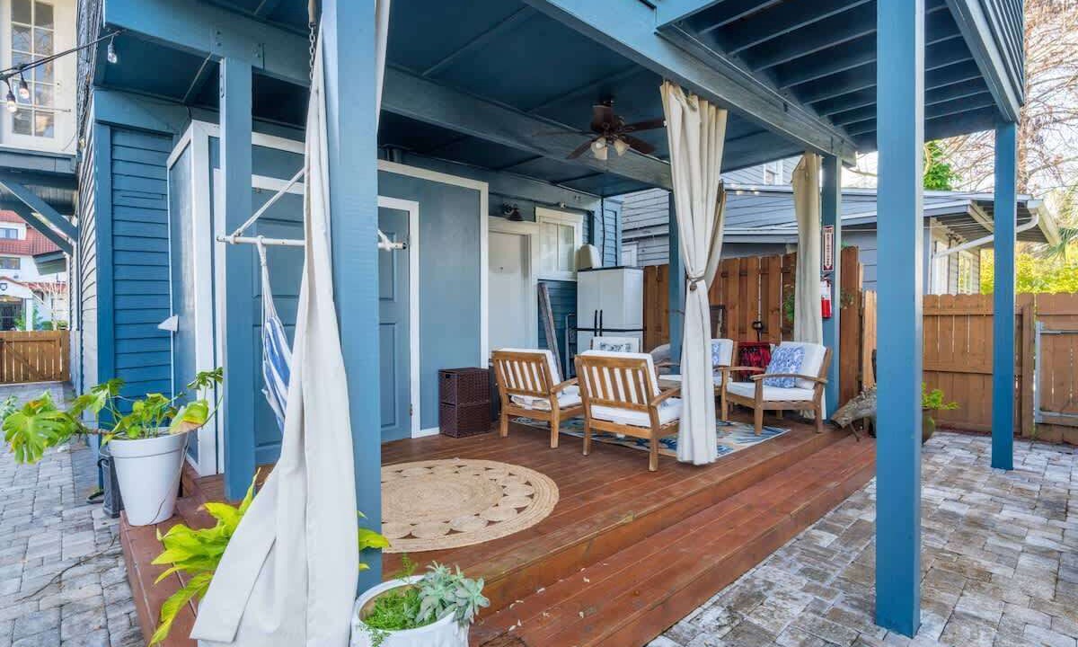 Photo of Patio Balcony in Riverside