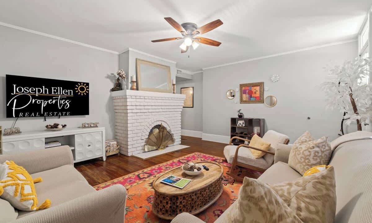 Photo of Livingroom in Riverside
