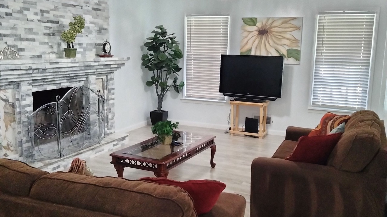 Photo of Livingroom in Lilburn