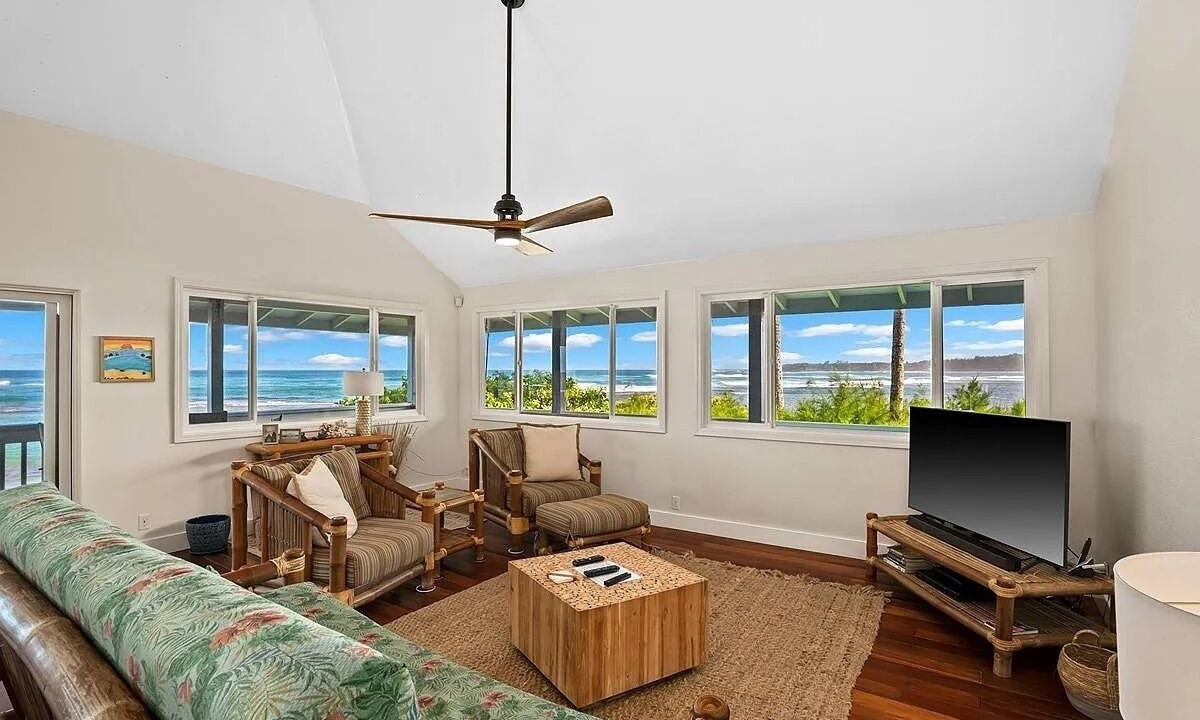 Photo of Livingroom in Anahola