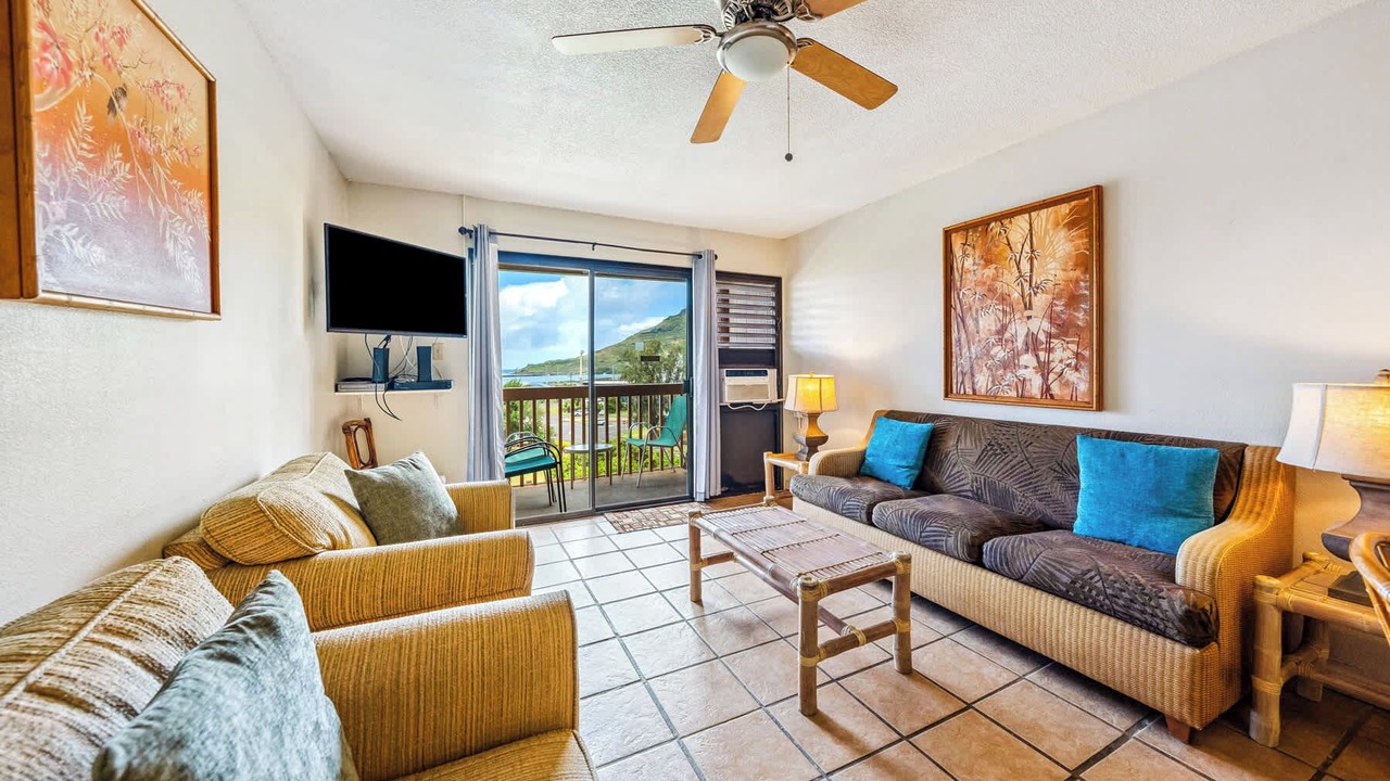 Photo of Livingroom in Nawiliwili